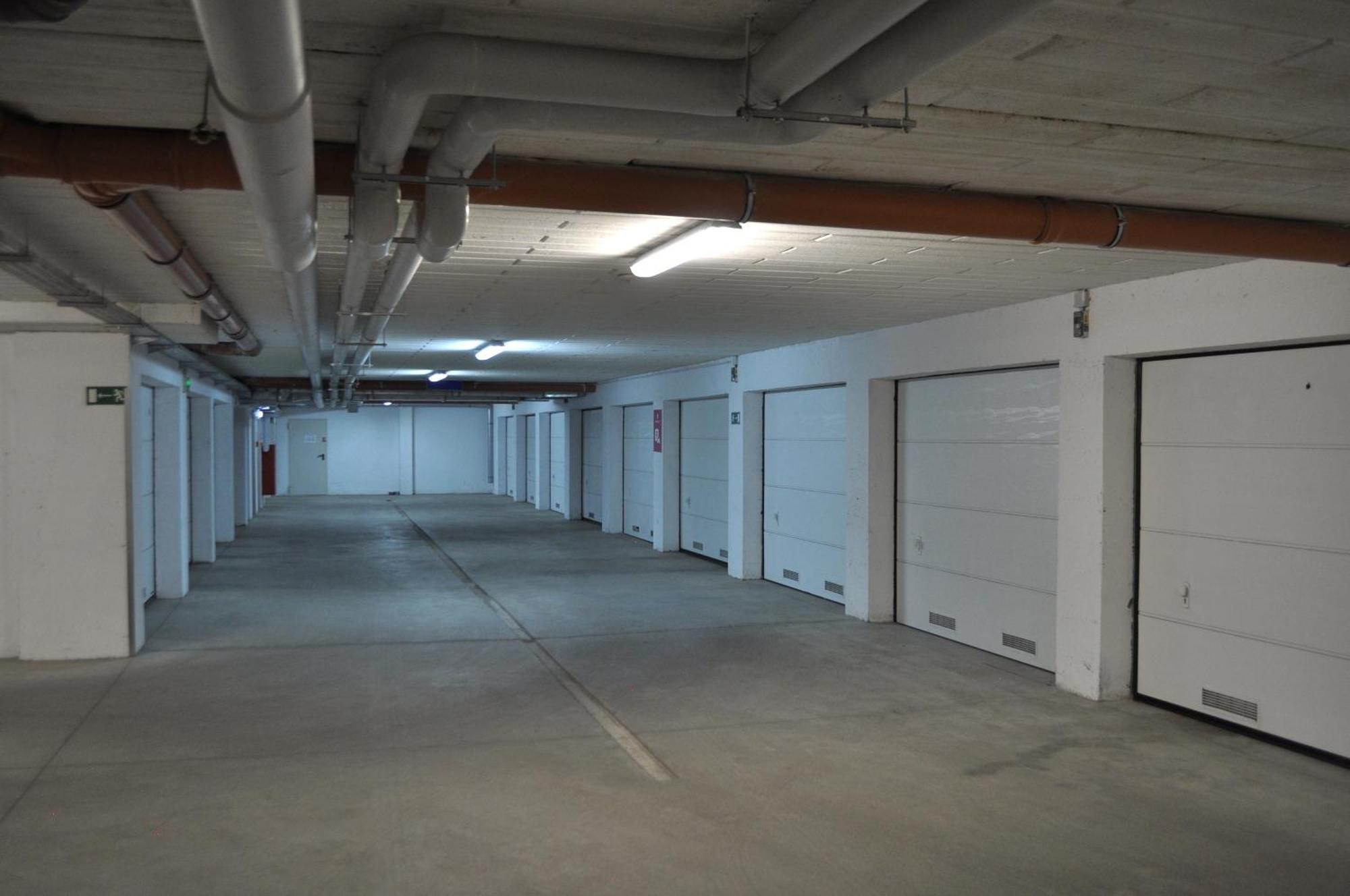 Solna 11a Z Garazem W Cenie Appartamento *